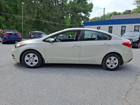 Used 2015 Kia Forte LX FWD image 7