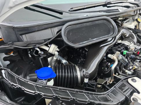 Used 2023 Ford Transit 250 148 High Roof Extended image 20