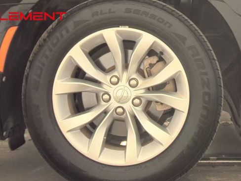 Used 2021 Chrysler 300 Touring image 11