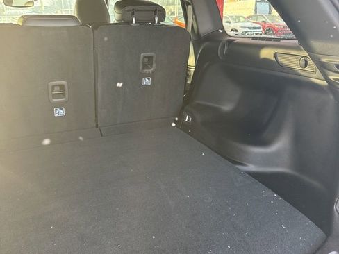 Used 2024 Jeep Grand Cherokee Altitude image 23