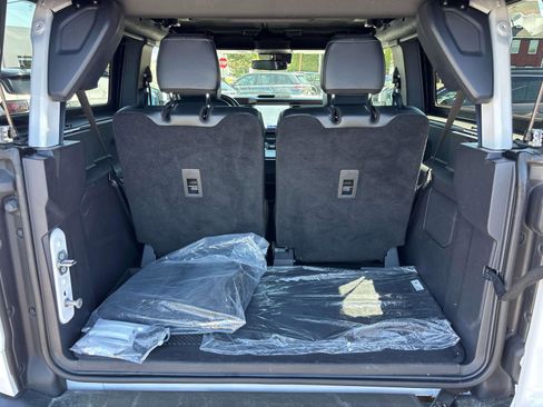 Used 2023 Ford Bronco Outer Banks AWD/4WD image 13