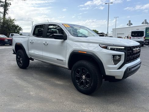 Used 2023 GMC Canyon Elevation w/ Convenience Package image 3