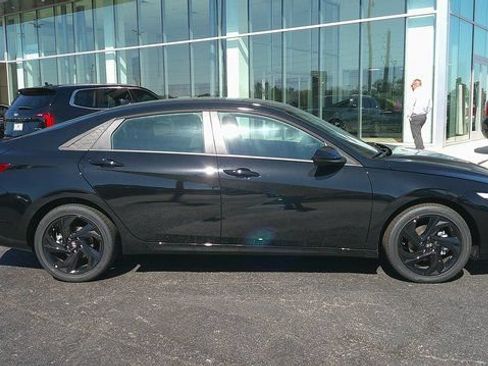 New 2026 Hyundai Elantra SEL w/ Cargo Package FWD image 18