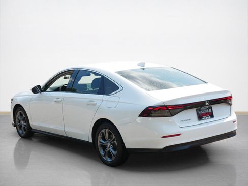 Used 2024 Honda Accord EX image 4
