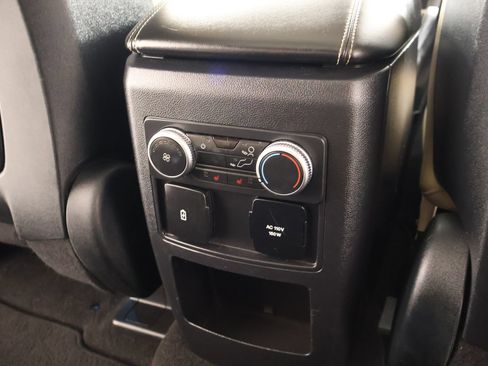 Used 2020 Ford Explorer Limited RWD image 17