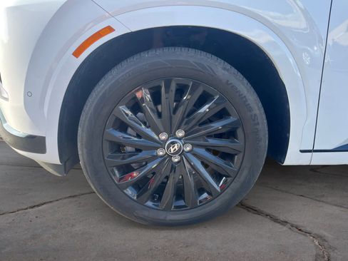 Used 2024 Hyundai Palisade Calligraphy image 14