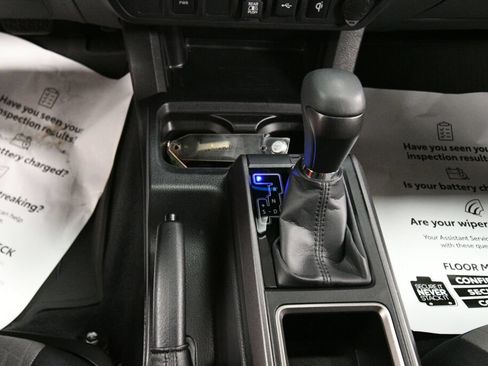 Certified 2023 Toyota Tacoma TRD Sport AWD/4WD image 17