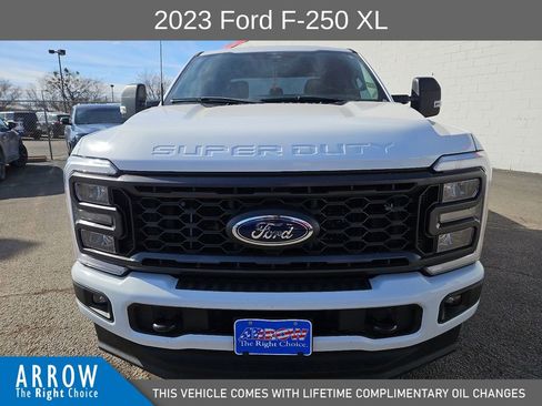 Used 2023 Ford F250 XL w/ STX Appearance Package image 3