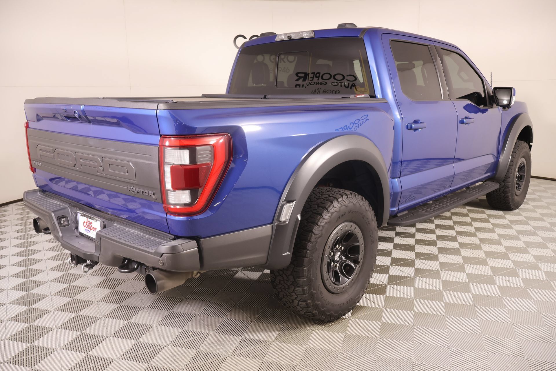 Used 2022 Ford F150 Raptor w/ Equipment Group 801A High AWD/4WD image 23