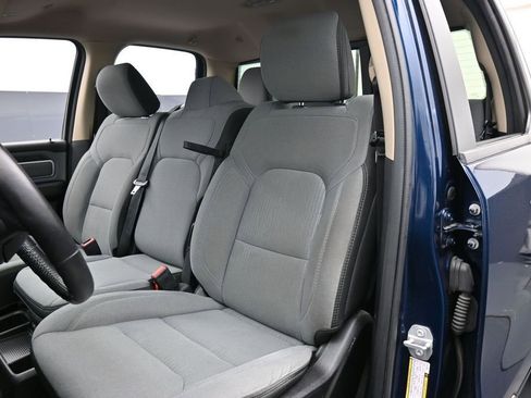 Used 2019 RAM 1500 Big Horn AWD/4WD image 22