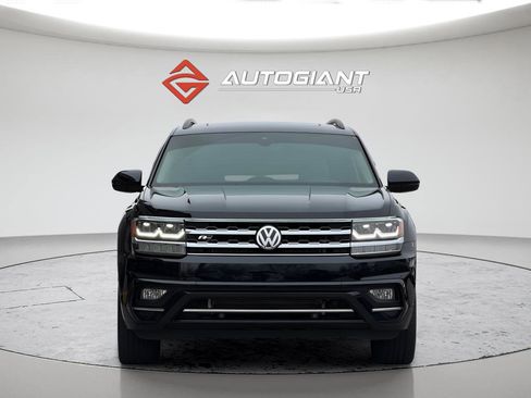 Used 2020 Volkswagen Atlas SE w/ Panoramic Sunroof Package image 4