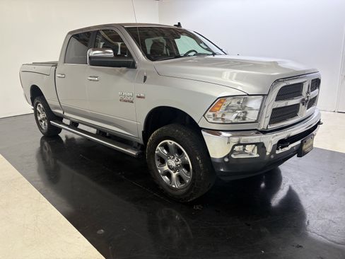 Used 2018 RAM 2500 Big Horn image 31