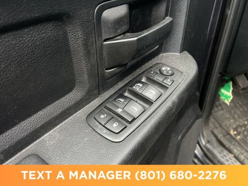 Used 2016 RAM 3500 Tradesman w/ Chrome Appearance Group AWD/4WD image 10