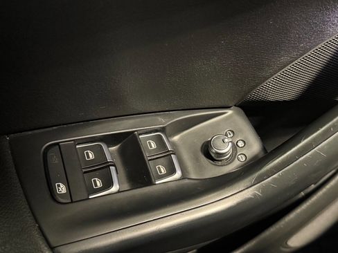 Used 2016 Audi Q3 2.0T Premium Plus image 35