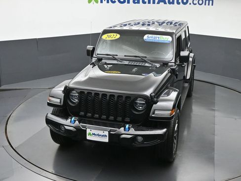 Used 2022 Jeep Wrangler Unlimited Sahara image 28