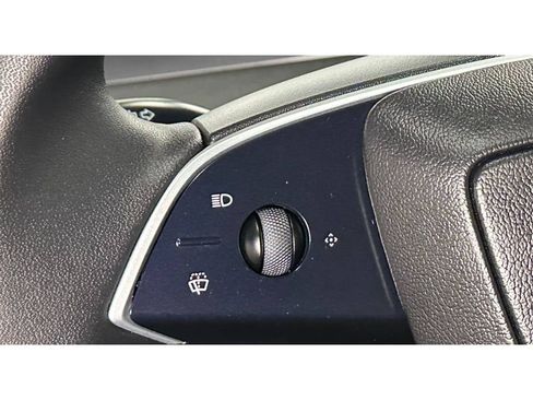 Used 2026 Tesla Model Y Long Range AWD/4WD image 26