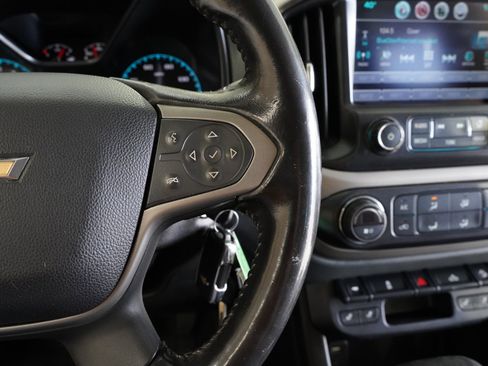 Used 2016 Chevrolet Colorado Z71 image 14