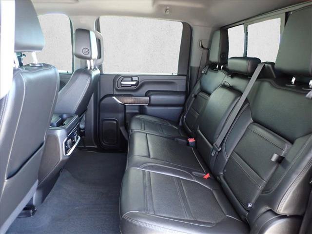 Used 2023 GMC Sierra 2500 Denali w/ Denali Black Diamond Edition AWD/4WD image 8