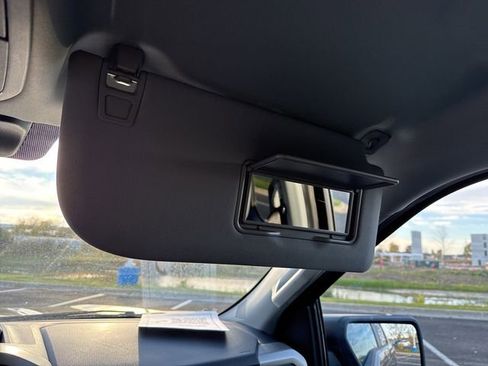 Used 2022 Ford F150 XLT image 30