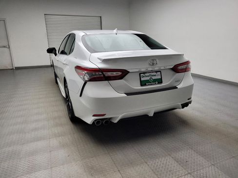 Used 2019 Toyota Camry XSE FWD image 6
