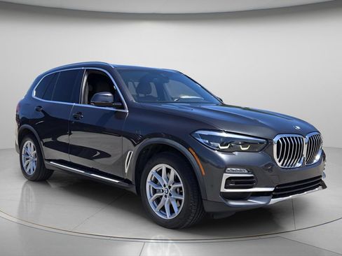 Used 2021 BMW X5 xDrive40i w/ Convenience Package AWD/4WD image 9