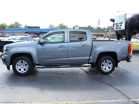 Used 2022 Chevrolet Colorado LT AWD/4WD image 8