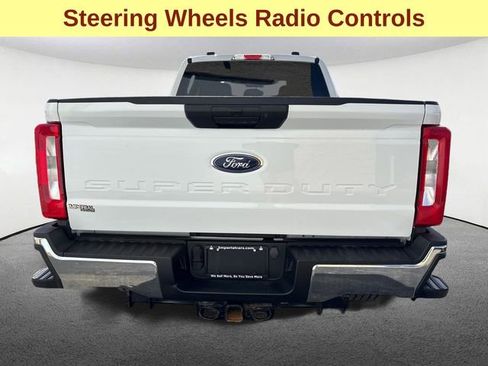 Used 2024 Ford F250 XLT AWD/4WD image 11
