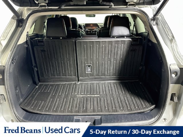 Used 2023 Toyota Highlander Limited AWD/4WD image 34