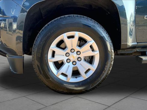 Used 2017 Chevrolet Colorado LT RWD image 11