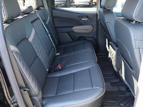 New 2026 GMC Canyon Denali w/ LPO, Denali Black Edition image 24