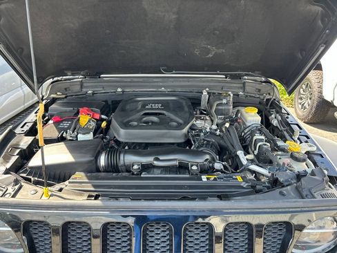 Used 2021 Jeep Wrangler Unlimited Sport AWD/4WD image 51