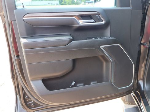Used 2023 Chevrolet Silverado 1500 RST AWD/4WD image 21