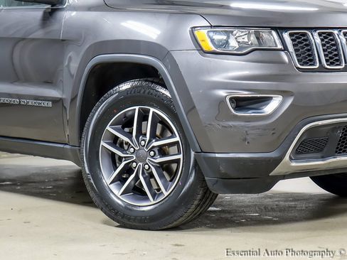 Used 2021 Jeep Grand Cherokee Limited image 4
