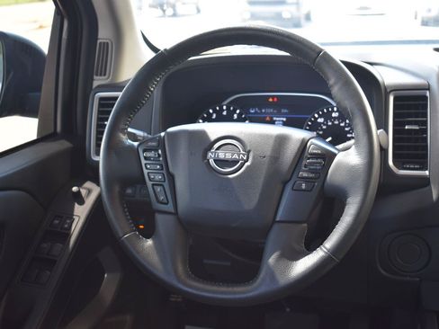 Used 2024 Nissan Frontier SV w/ SV Convenience Package RWD image 36