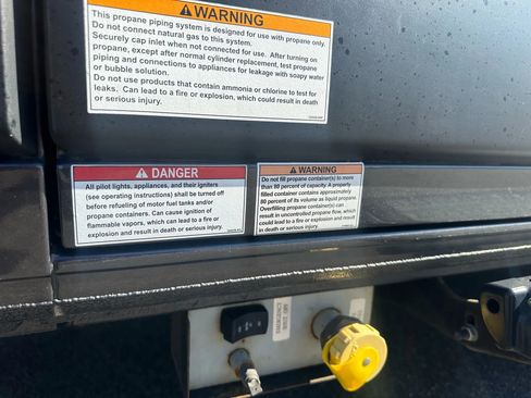 Used 2023 RAM ProMaster 3500 w/ Driver Convenience Group image 12