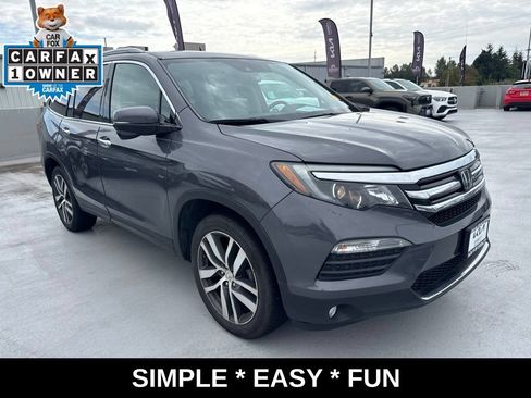 Used 2018 Honda Pilot Touring image 1