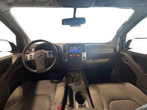 Used 2020 Nissan Frontier SV RWD image 23