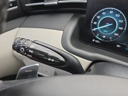 Used 2022 Hyundai Tucson Limited FWD image 20