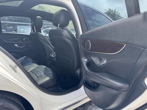 Used 2018 Mercedes-Benz C 300 Sedan image 16