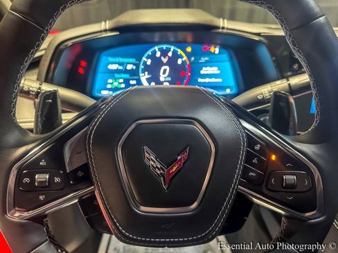 Used 2025 Chevrolet Corvette Stingray Preferred Cpe w/ 2LT image 16