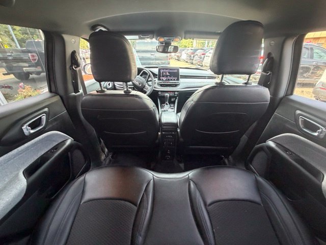 Used 2023 Jeep Compass Latitude w/ Convenience Group AWD/4WD image 18