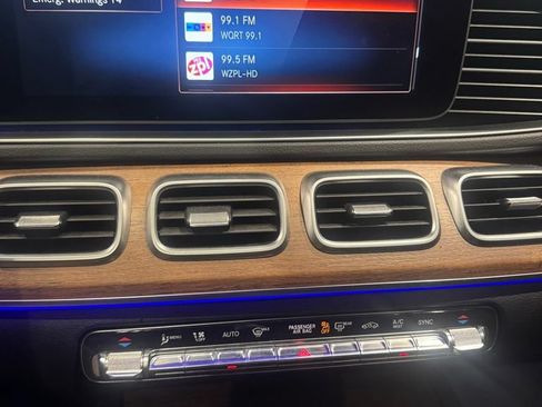 Used 2020 Mercedes-Benz GLS 450 4MATIC image 19
