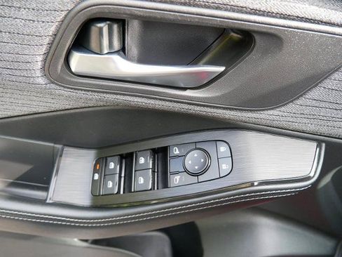 Certified 2023 Nissan Rogue SV AWD/4WD image 13