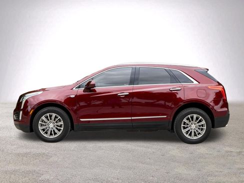 Used 2017 Cadillac XT5 Luxury image 6