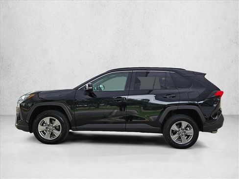 Used 2024 Toyota RAV4 XLE FWD image 8