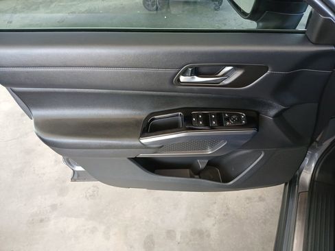 Used 2023 Nissan Pathfinder SL w/ Lighting Package (N92) image 23