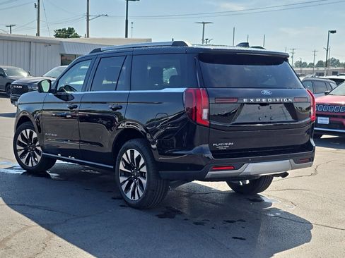 Used 2025 Ford Expedition Platinum w/ Driver's Package AWD/4WD image 54