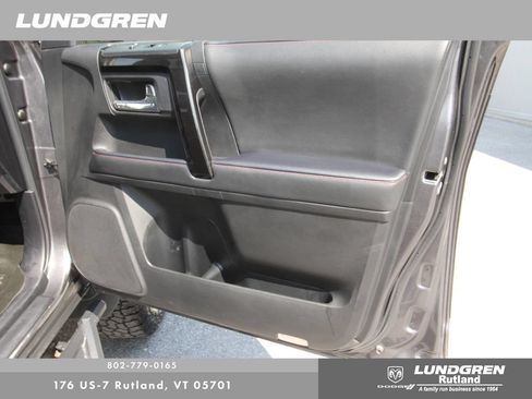 Used 2021 Toyota 4Runner TRD Off-Road Premium w/ Moonroof Package AWD/4WD image 13