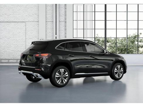 New 2026 Mercedes-Benz GLA 250 4MATIC image 20