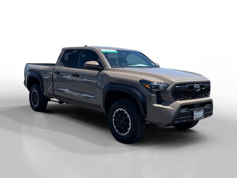 Used 2026 Toyota Tacoma TRD Off-Road w/ TRD Off Road Upgrade Package AWD/4WD image 7